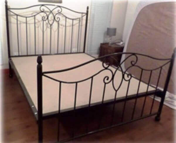 Danika bed image 1