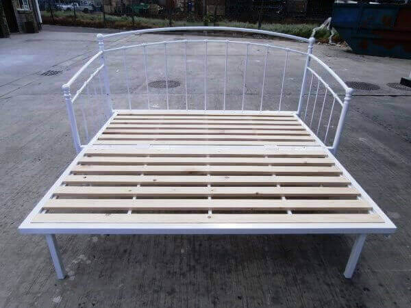 Zenith daybed image